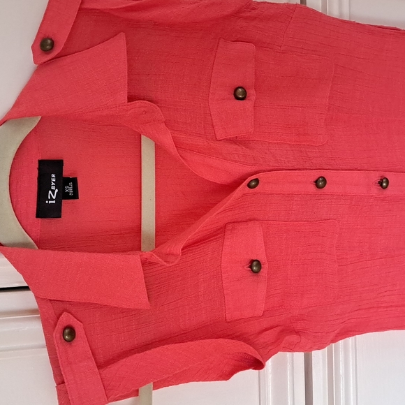 Shirt - Picture 2 of 7